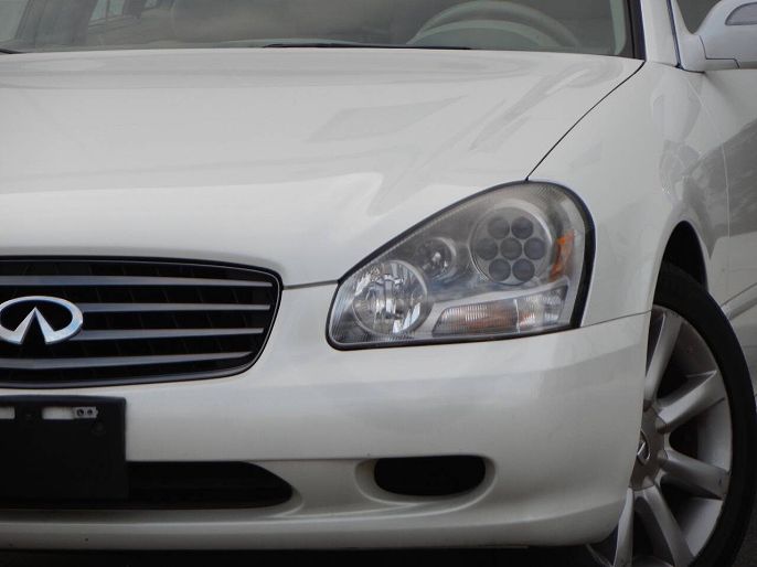2002 Infiniti Q45