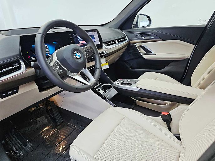 2025 BMW X1