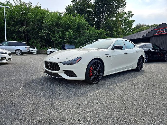 2022 Maserati Ghibli