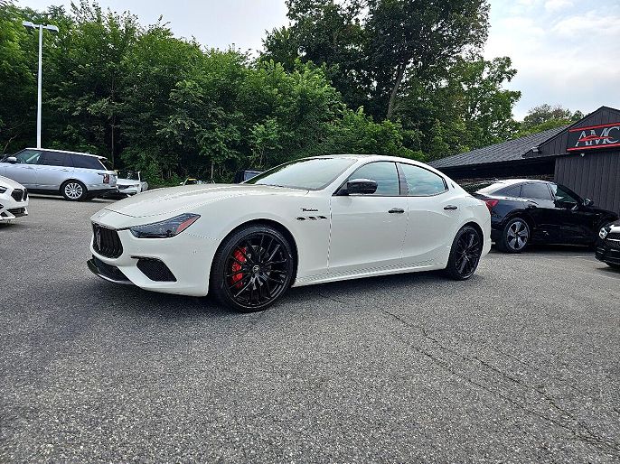 2022 Maserati Ghibli