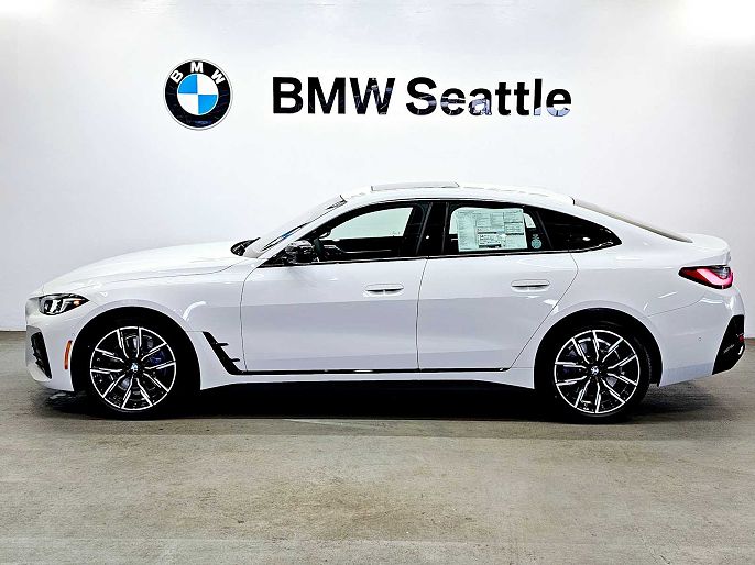 2025 BMW i4