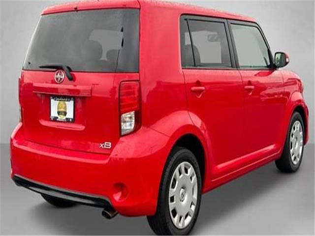 2014 Scion xB Base image 2