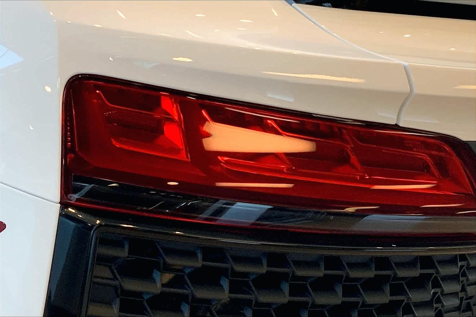 2023 Audi R8 5.2 image 23