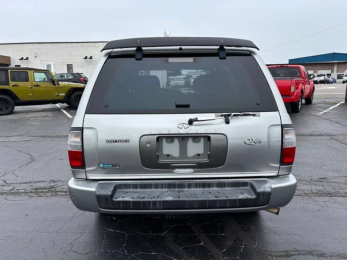 1999 Infiniti QX4