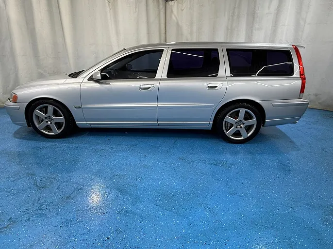 2005 Volvo V70