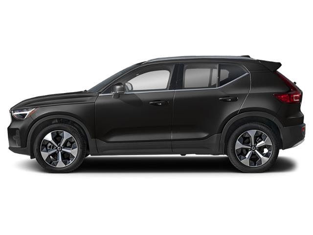 2026 Volvo XC40