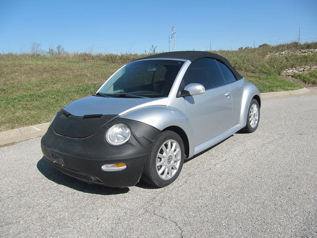 2004 Volkswagen New Beetle GLS image 0
