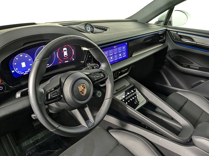 2024 Porsche Macan