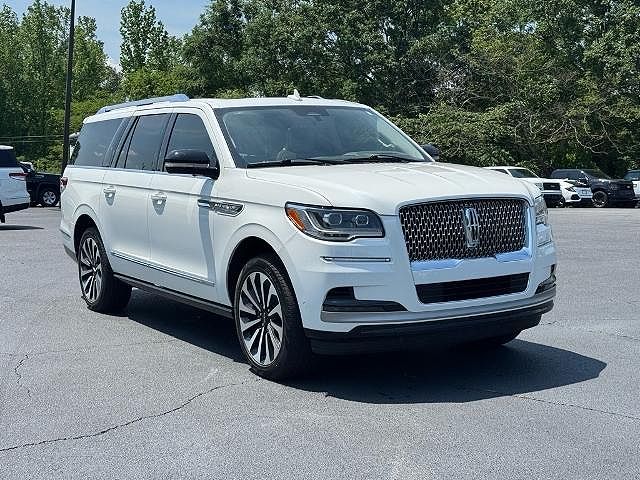 2024 Lincoln Navigator L