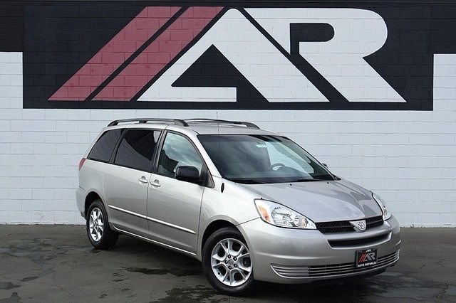 2004 Toyota Sienna