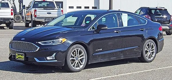 2019 Ford Fusion Titanium image 0