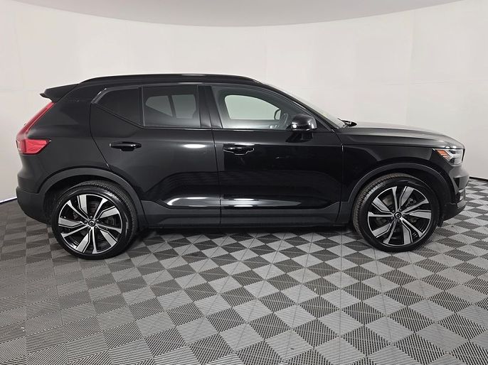 2021 Volvo XC40