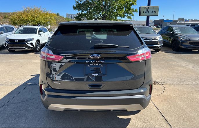 2021 Ford Edge