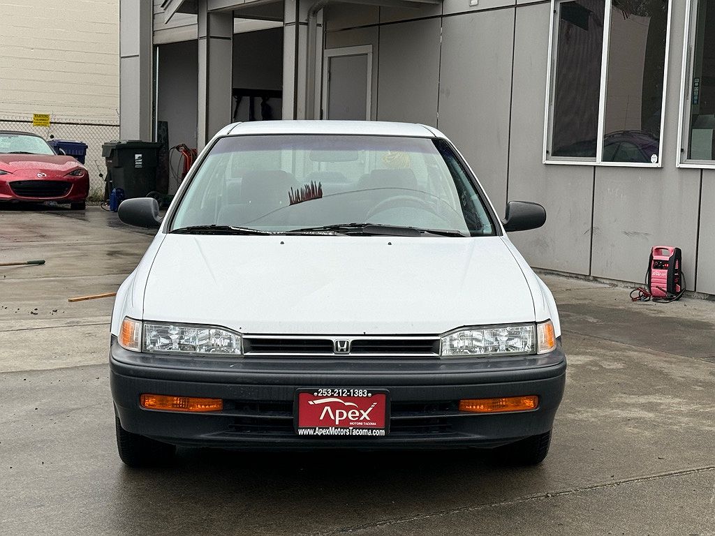 1992 Honda Accord DX image 2