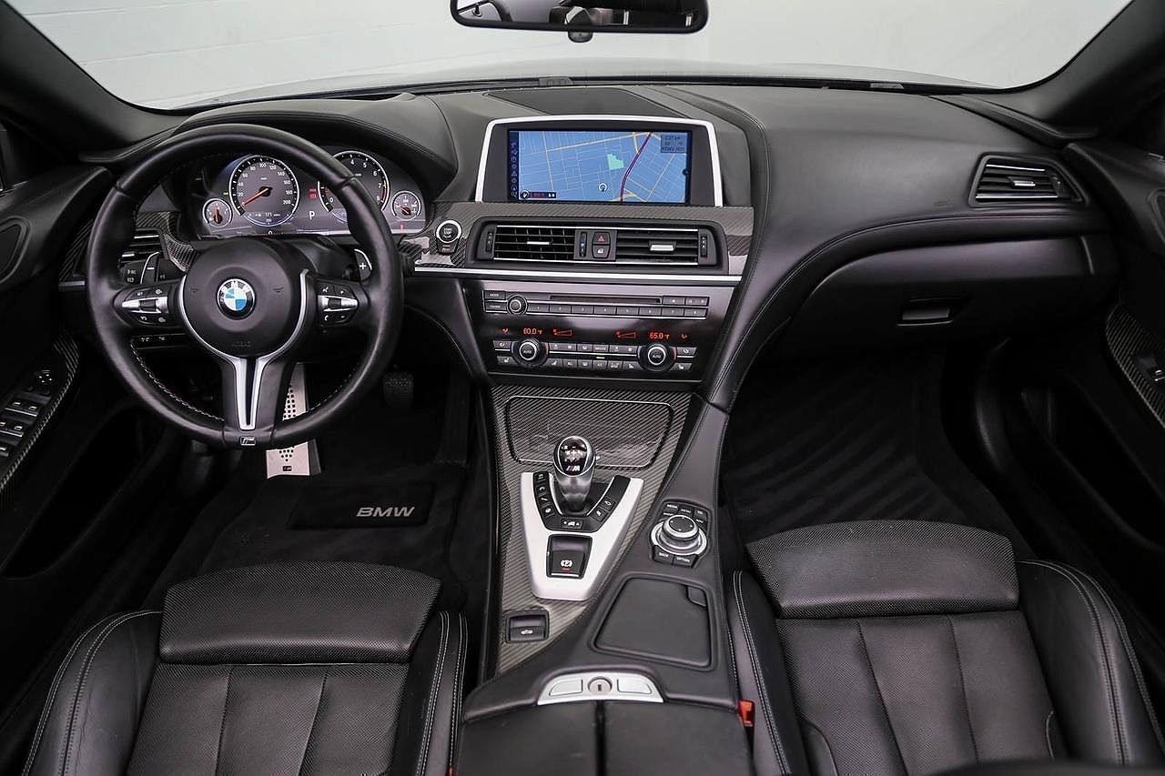 2013 BMW M6 Base image 22