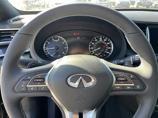 2025 Infiniti QX50 SPORT photo 11
