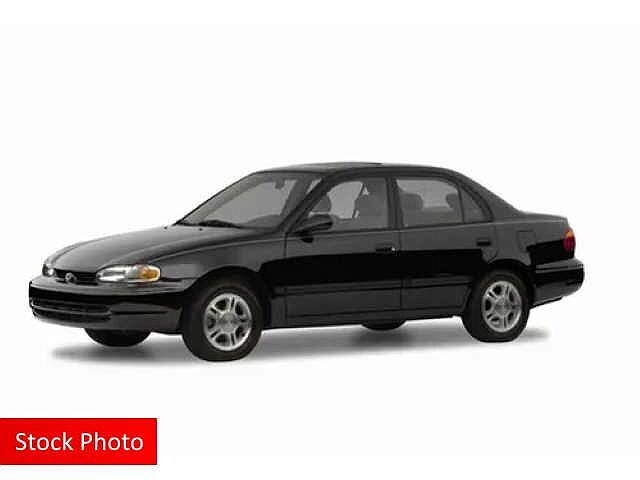 2002 Chevrolet Prizm Base image 0