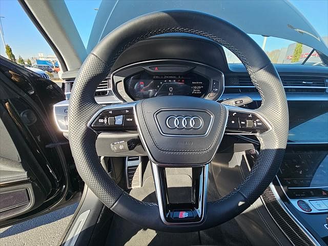 2022 Audi S8 null image 12