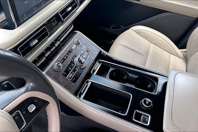 2020 Lincoln Aviator