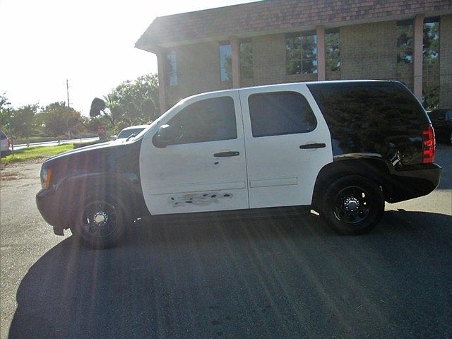 2013 Chevrolet Tahoe Police image 2