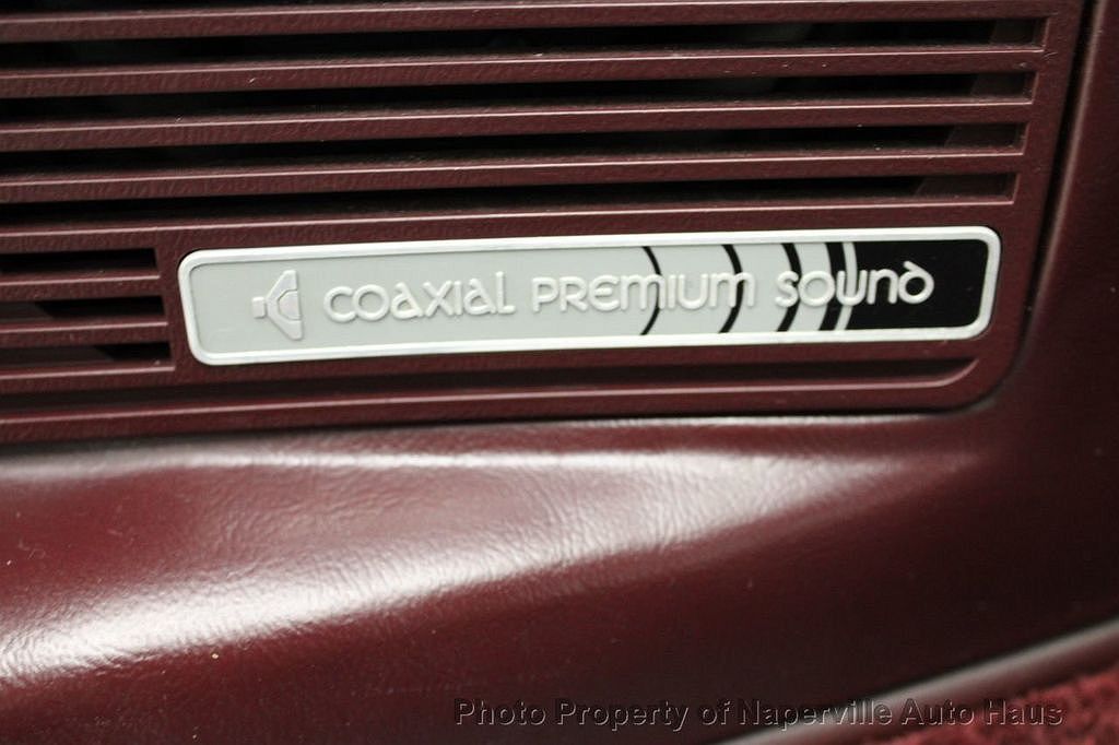 1988 Lincoln Mark Series VII image 18