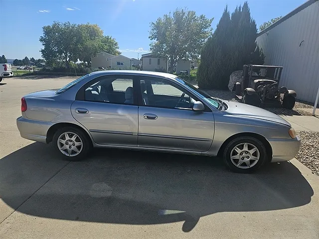 2002 Kia Spectra