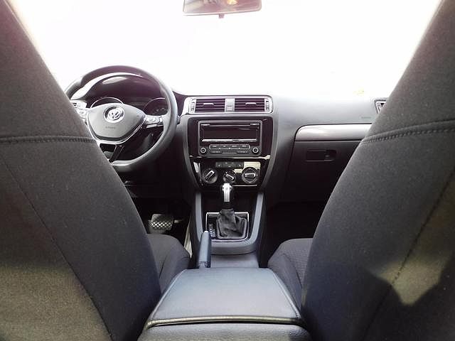 2015 Volkswagen Jetta S image 34