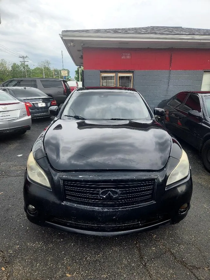 2012 Infiniti M37