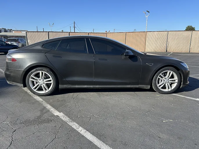 2014 Tesla Model S