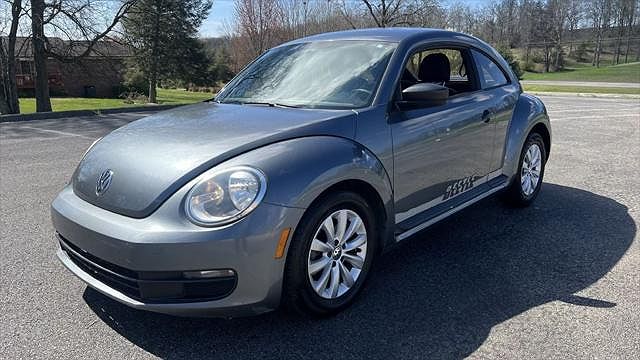 2013 Volkswagen Beetle Entry image 0