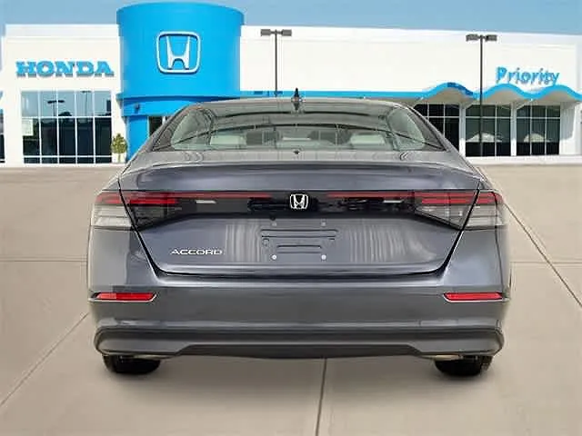 2024 Honda Accord LX image 3