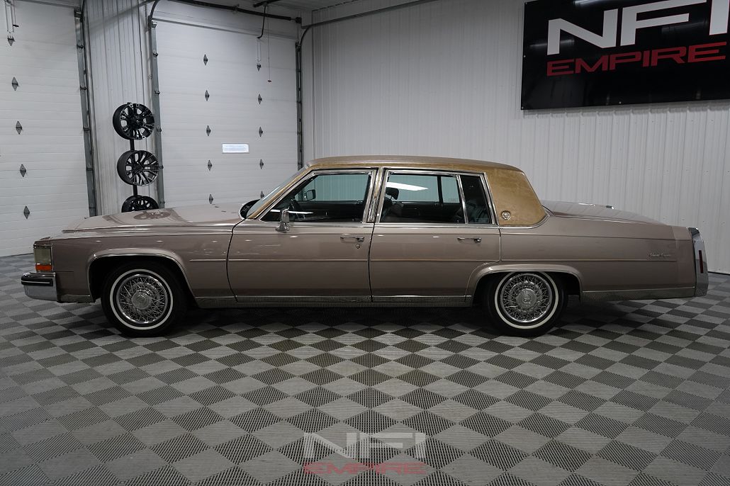 1984 Cadillac Fleetwood Brougham image 1