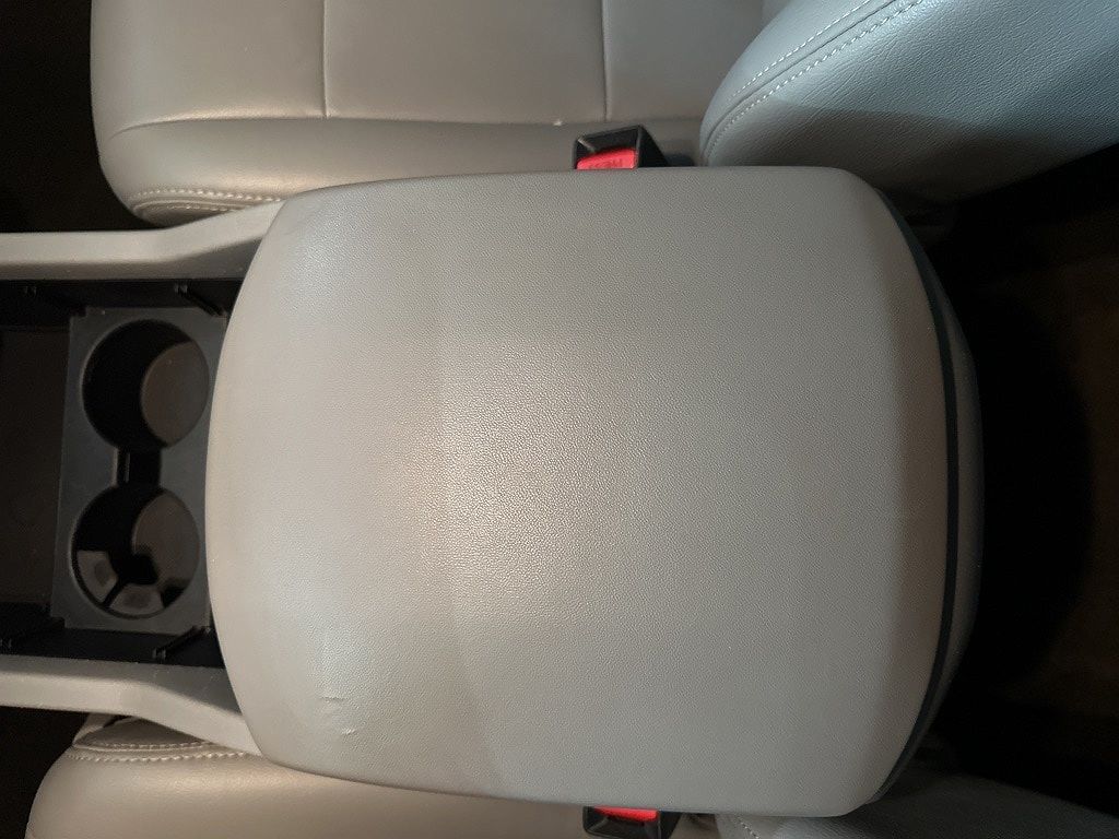 2015 Honda Pilot SE image 17