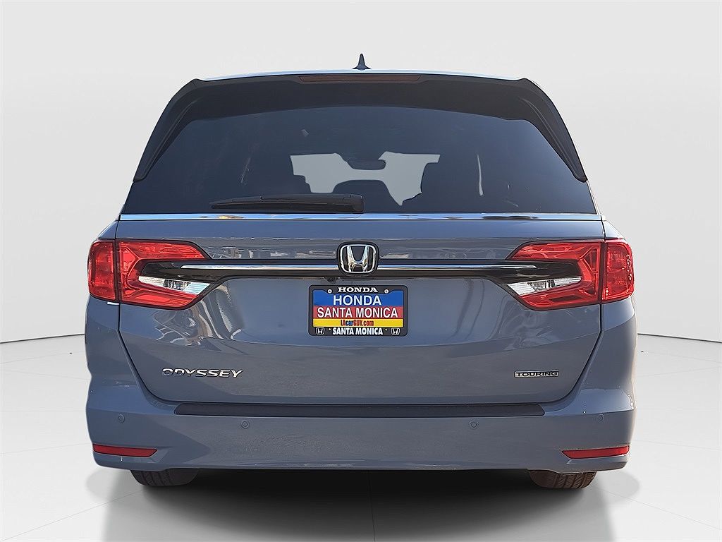 2024 Honda Odyssey Touring image 5