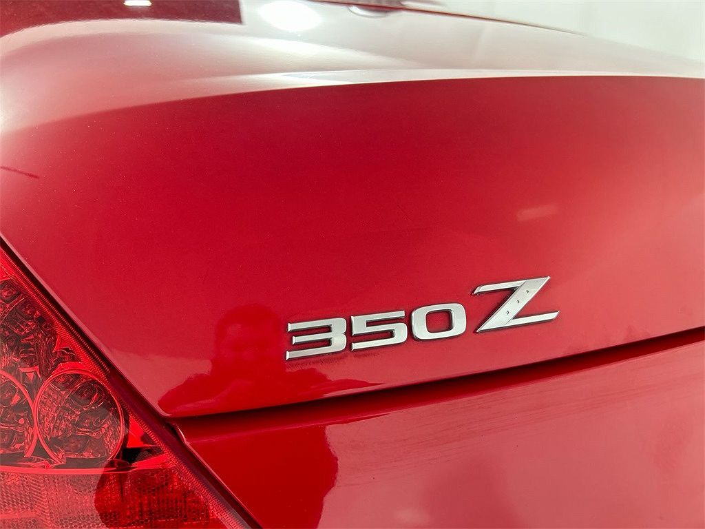 2008 Nissan Z 350Z image 19