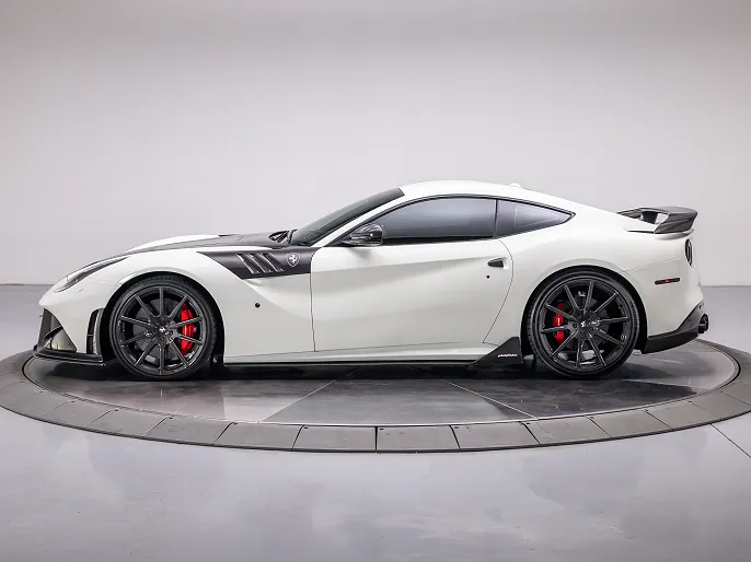 2016 Ferrari F12