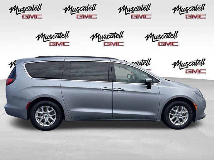 2021 Chrysler Voyager