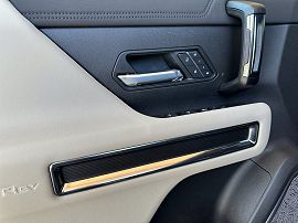 2026 GMC Hummer EV