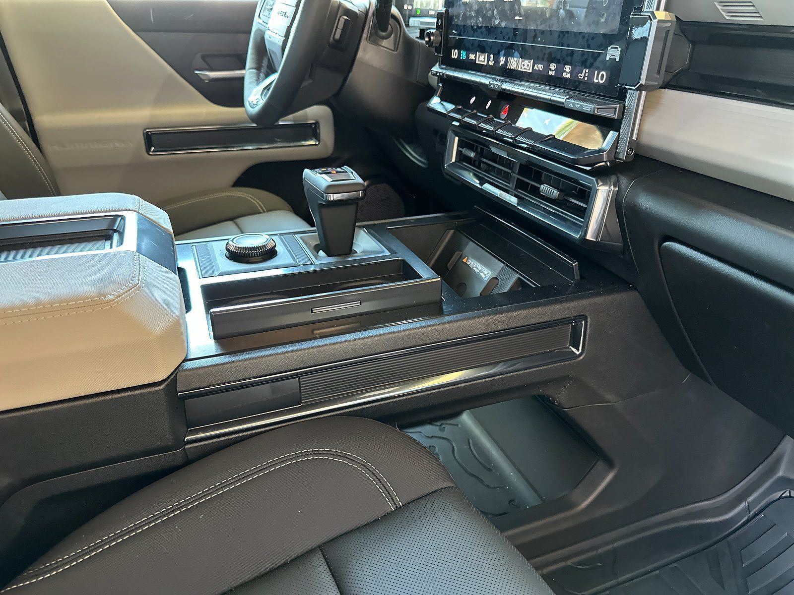 2026 GMC Hummer EV
