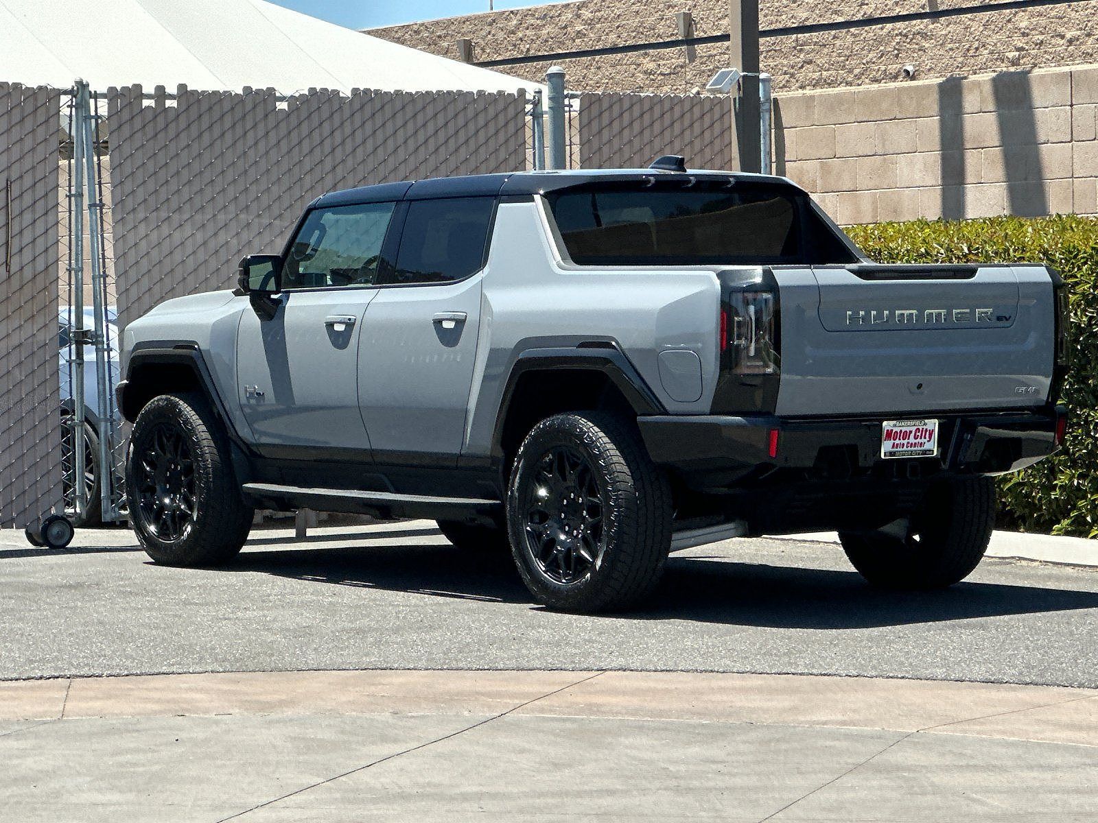 2026 GMC Hummer EV