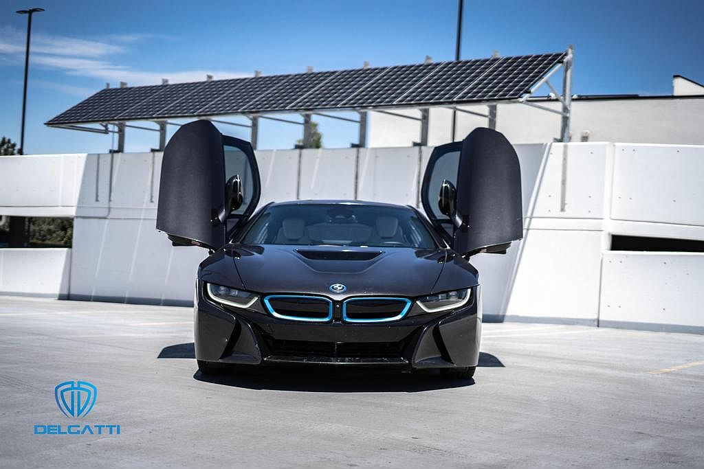 2015 BMW i8 null image 1