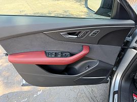 2024 Audi SQ8