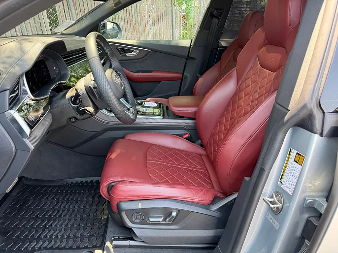 2024 Audi SQ8