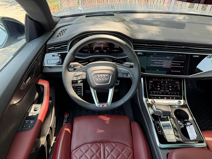 2024 Audi SQ8