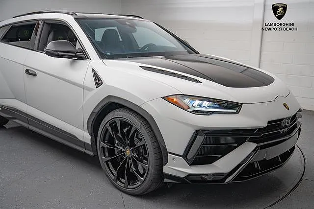 2024 Lamborghini Urus