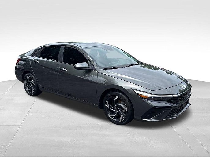 2024 Hyundai Elantra