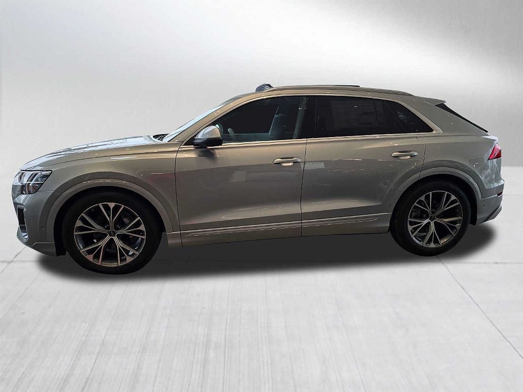 2024 Audi Q8 Prestige image 1
