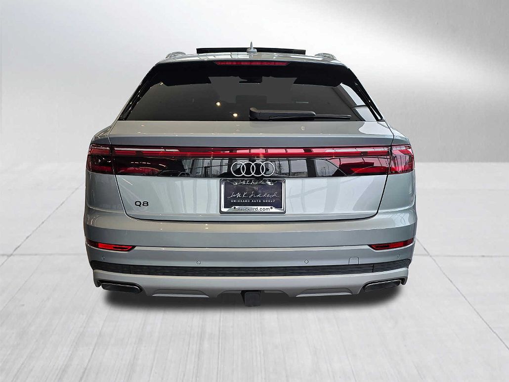 2024 Audi Q8 Prestige image 3
