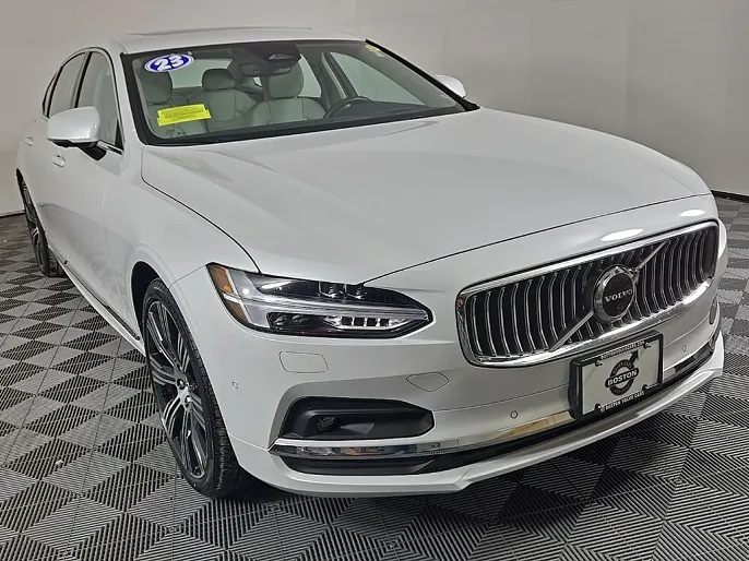 2023 Volvo S90