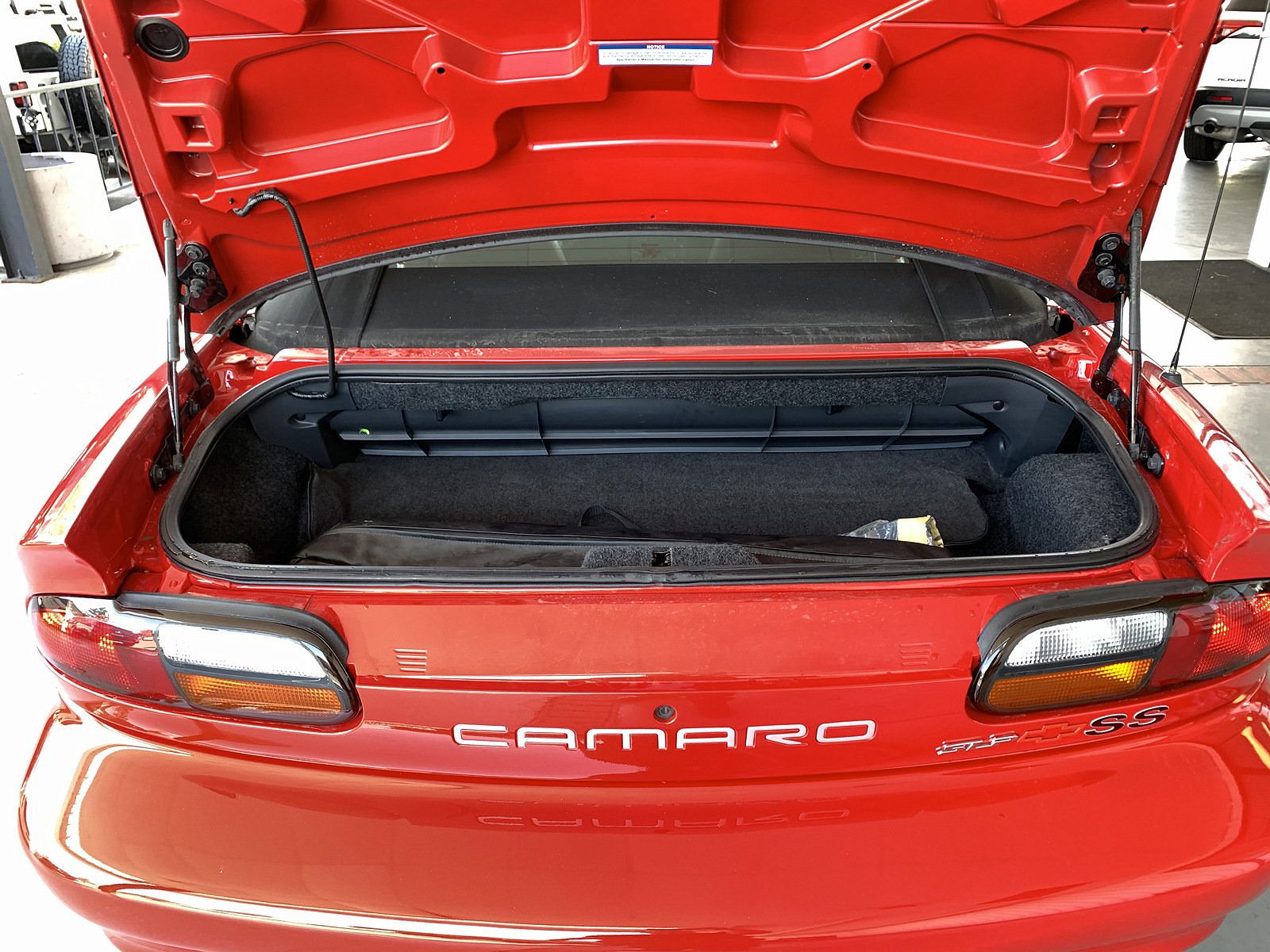 2002 Chevrolet Camaro Z28 image 13